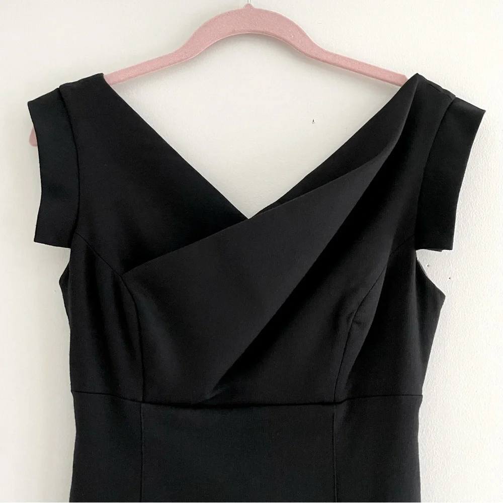 Bebe Black Mini Dress With Leopard Print Lining And Reversible Belt - Picture 4 of 16